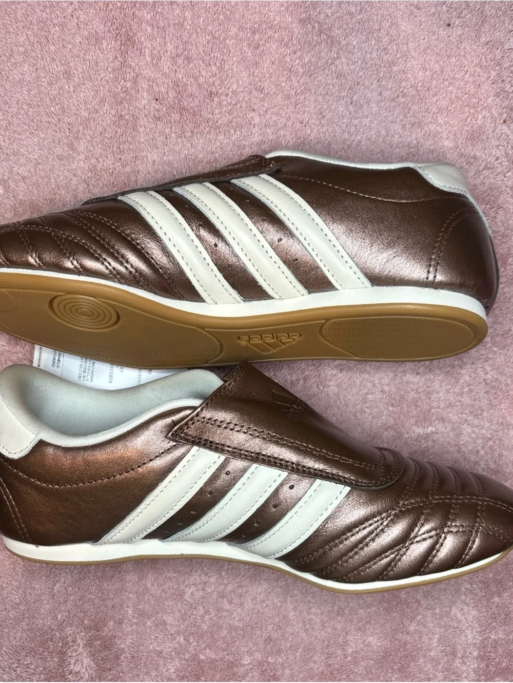 adidas TAEKWONDO Women's Shoes Size 7.5 Brown JS4025 Casual Fashion Sneakers